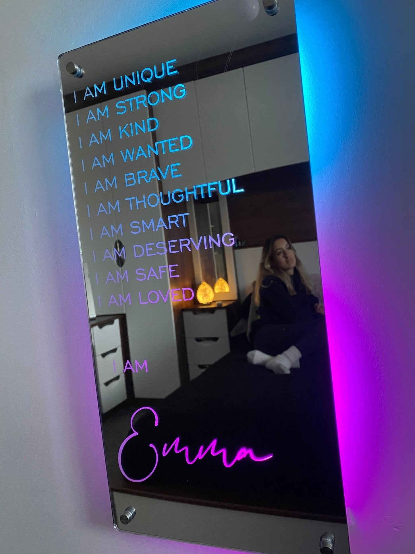 Personalisierbarer Affirmationsspiegel 'I AM' – Zeigen Sie Ihre eigene Motivation an